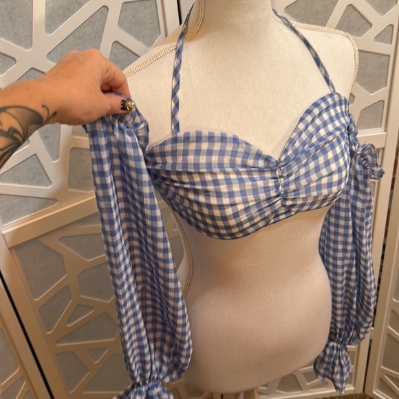 Blue top - Picture 2 of 3